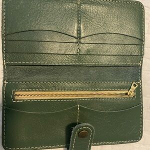 Portland Leather Goods bifold wallet in green